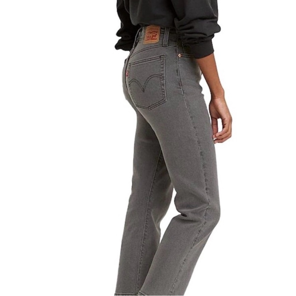 Levi's Women's Wedgie Straight Leg Gray Wash Jeans